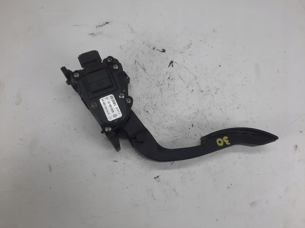 фото №1, Потенциометр газа renault twingo ii 8200426241d