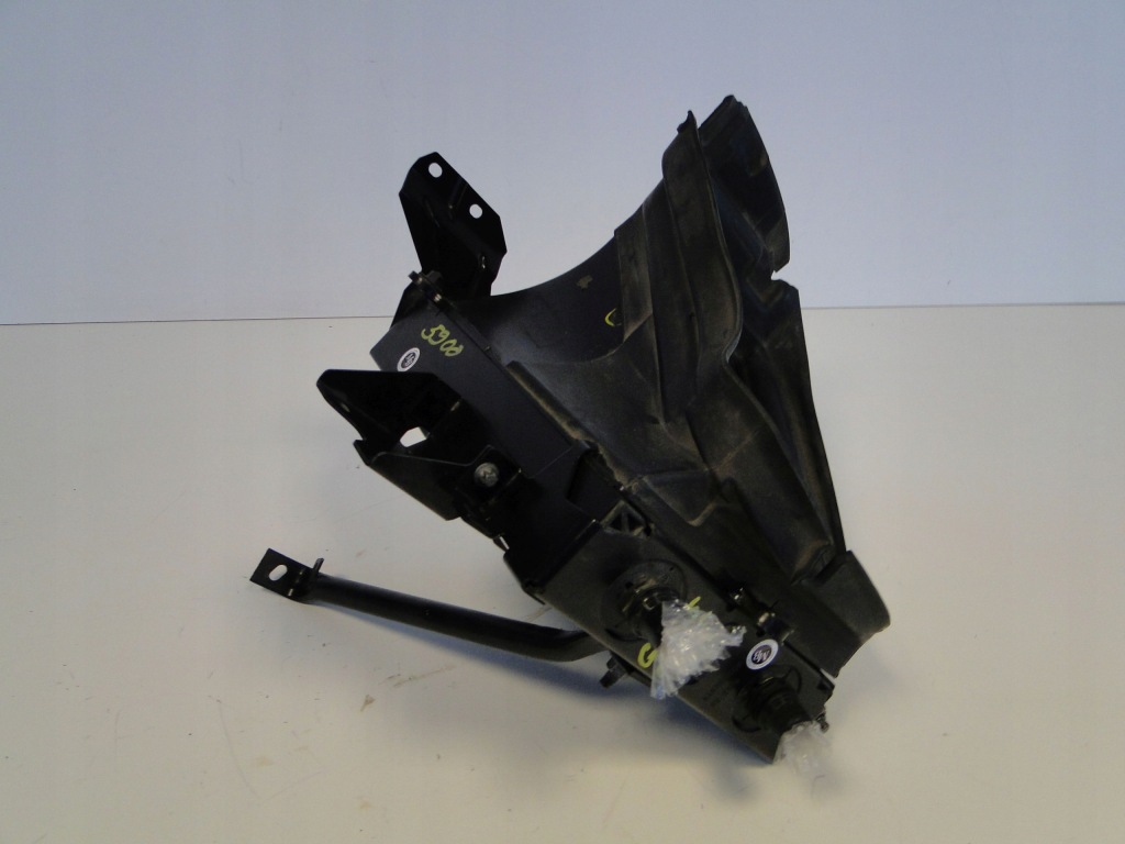 Mercedes радиатор воды w подкрылок правое g klasa 465 w465 a4635009400 Недорого