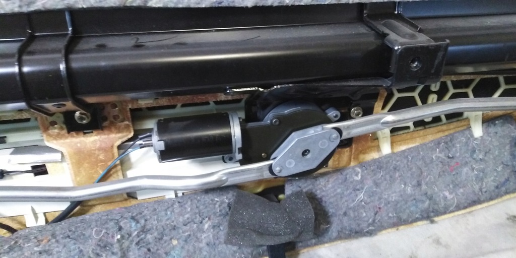 фото №9, Audi a8 d3 полка багажника шторка bose комплект