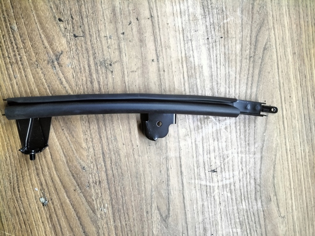 фото №1, 825601j200 напрямна скло двері задніх