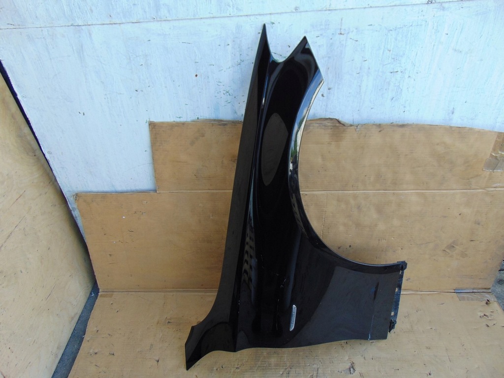 фото №1, Крыло правый перед mercedes w205 a2058810201