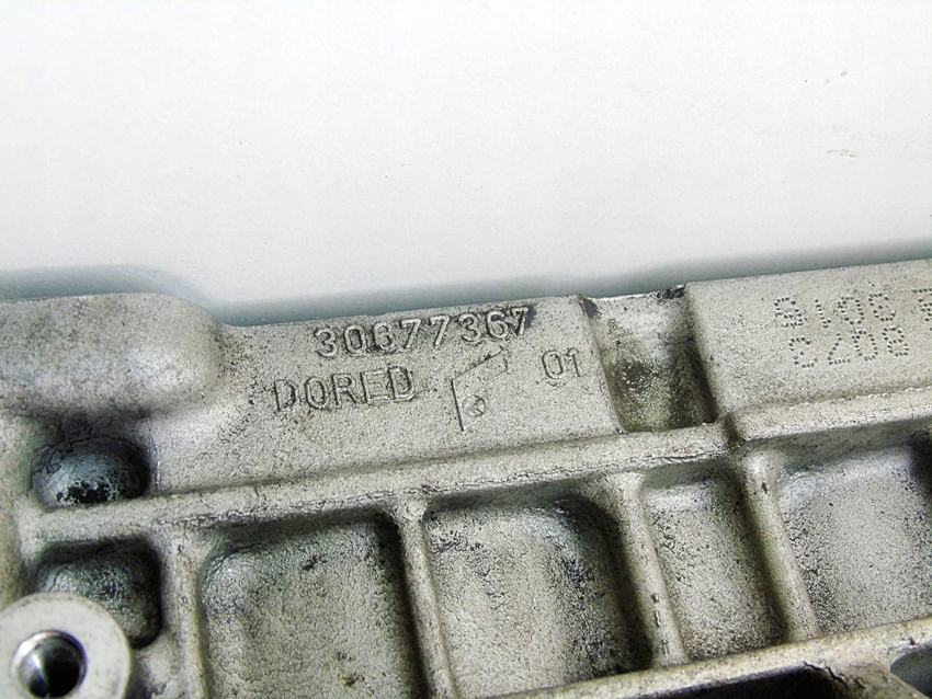 фото №12, Блок двигуна 2.4 d5 volvo xc90 xc60 xc70 v70 2 3 s60 s80 2 30677367