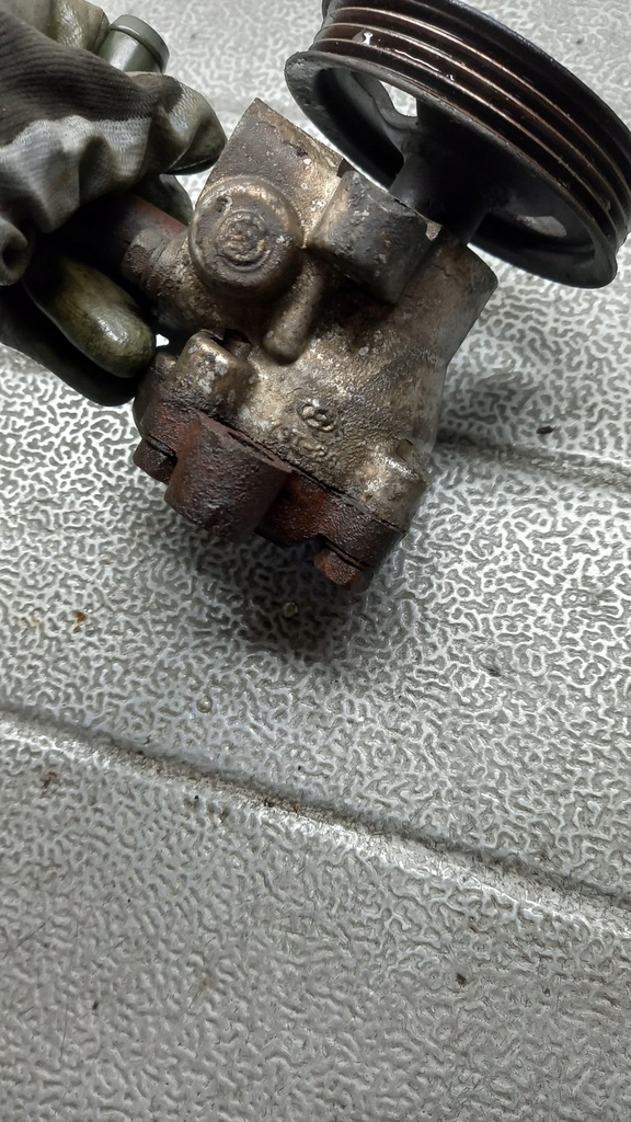 фото №6, Насос усилителя hyundai accent 1.5 1.3 00-05 57110-25000