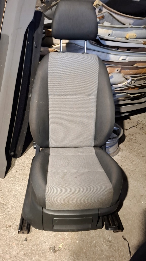 фото №1, Skoda fabia ii lift сиденье правый перед передний пассажира