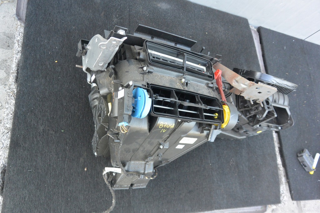 фото №7, Отопитель kpl 2.5 se vw passat b7 usa