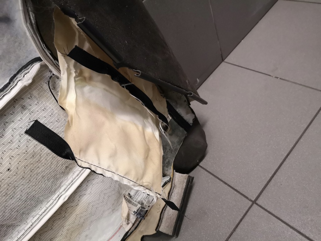 фото №13, Кожа спинка сиденье задняя правая czarna audi a8 d3