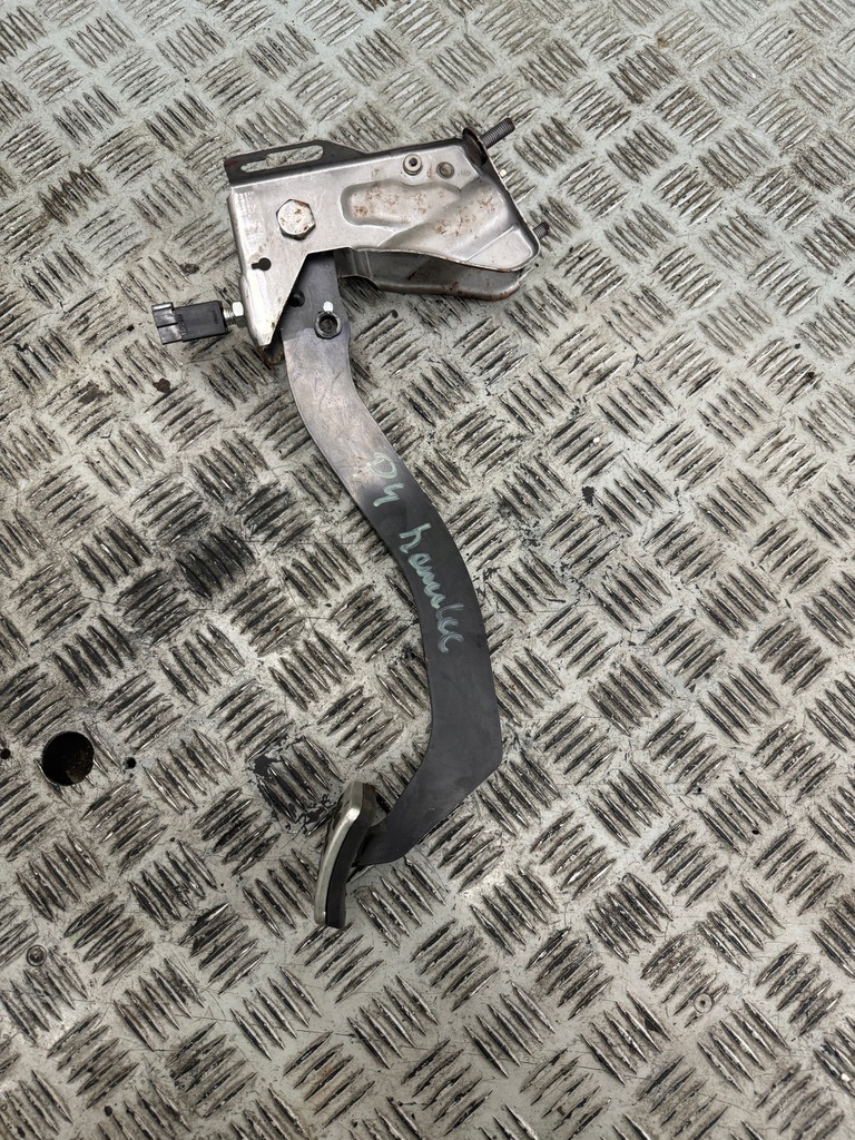 фото №1, Педаль гальма mitsubishi pajero iv