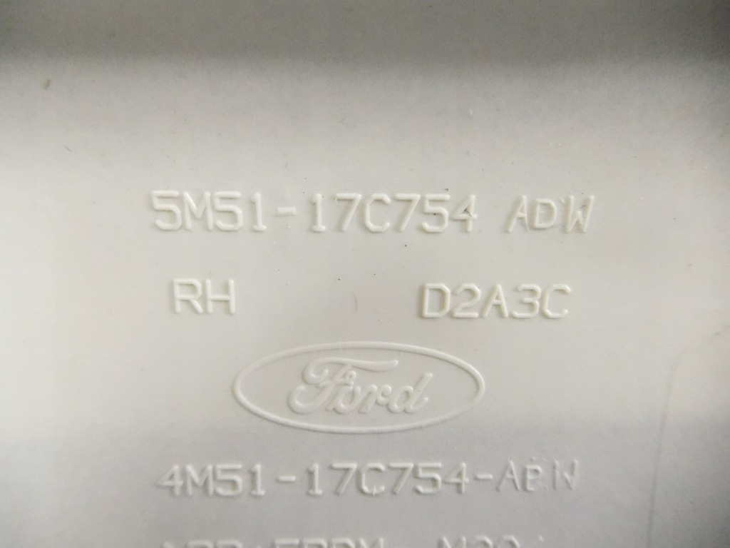 фото №6, Молдинг правая бампера ford focus 06-08 1354052