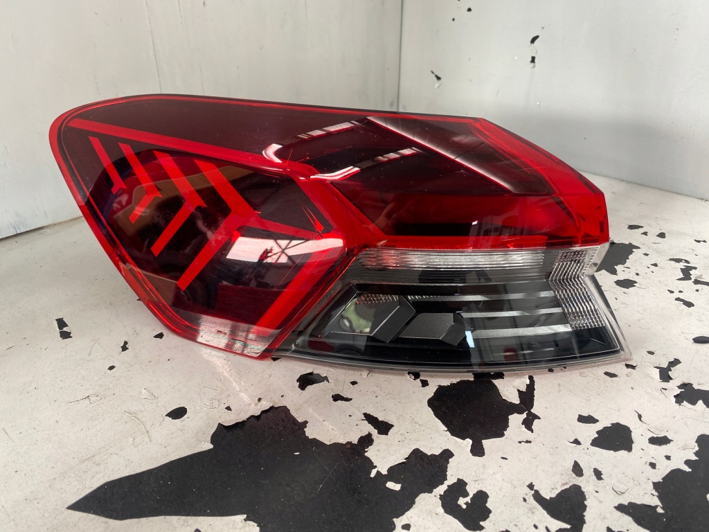 фото №1, Audi q4 e-tron лампа лівий задня 89a945069