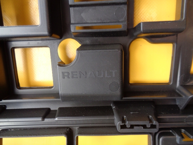 фото №8, Renault master 2020 - решітка решітка радіатора бампера перед