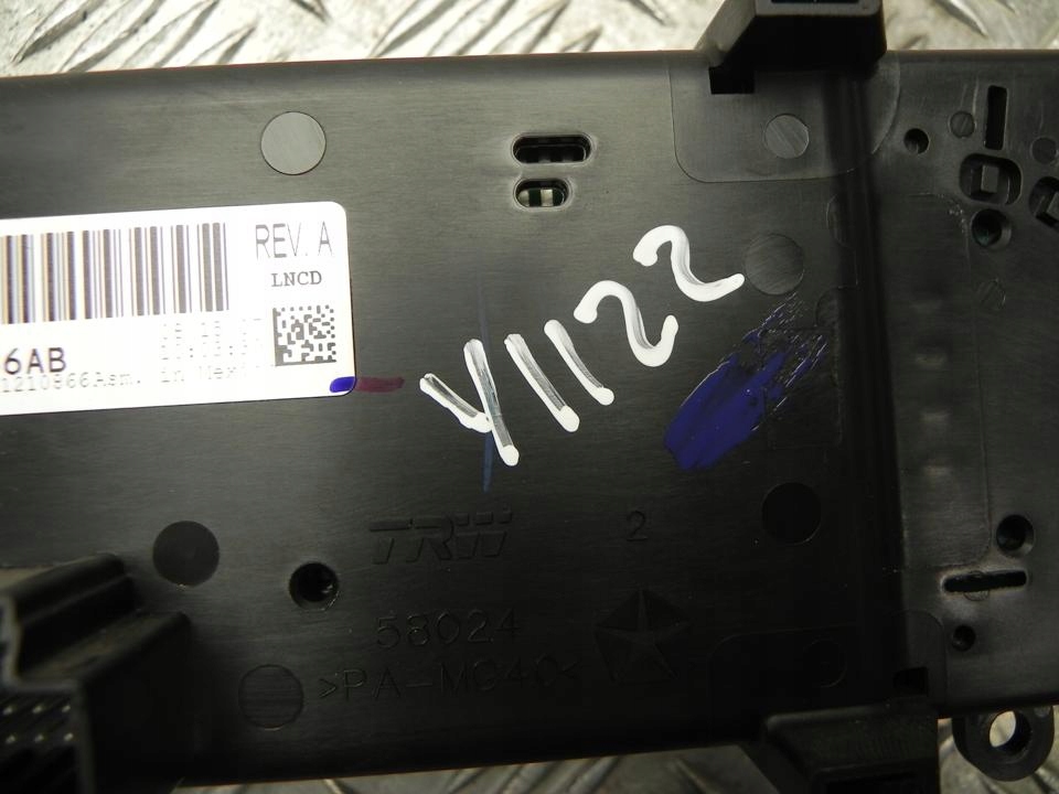 фото №5, Блок управления автоматической кондиционера chrysler sebring 2008 p55111886ab