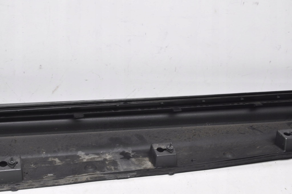 фото №14, Volvo xc90 ii накладка поріг права 31672371