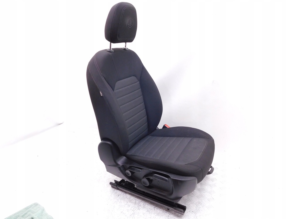 фото №7, Сиденья заднее сиденье обшивки kpl. alfa romeo giulia 2018r