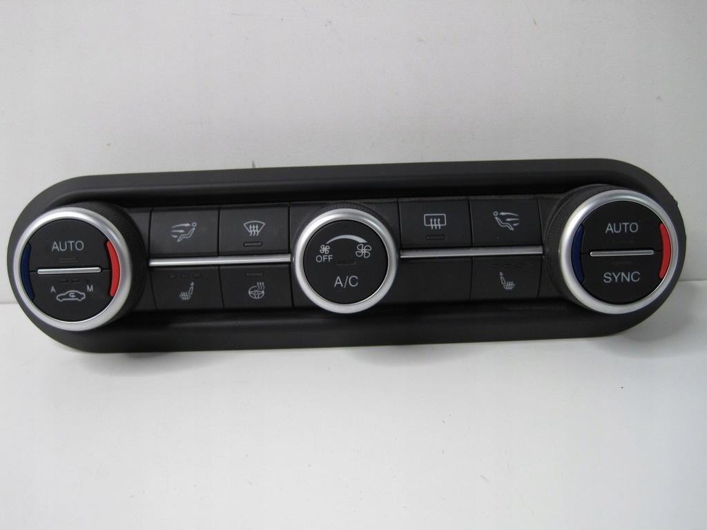 фото №1, Панель кондиціонера alfa romeo stelvio 01561461530