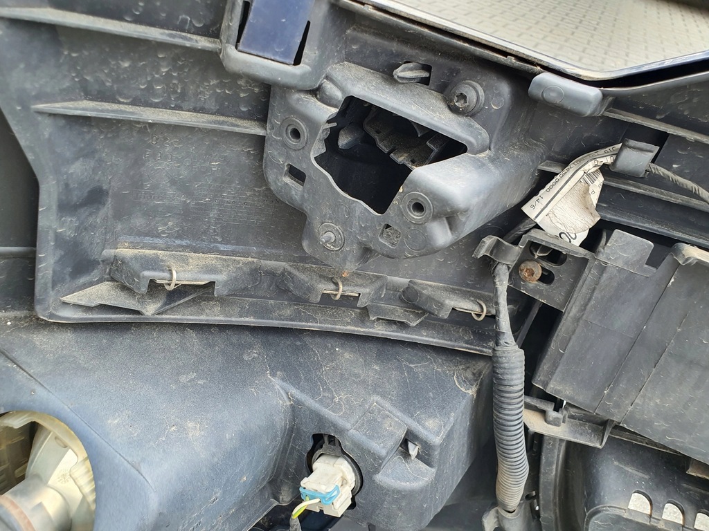 фото №10, Бампер перед citroen c5 iii 08- x7 kpkd