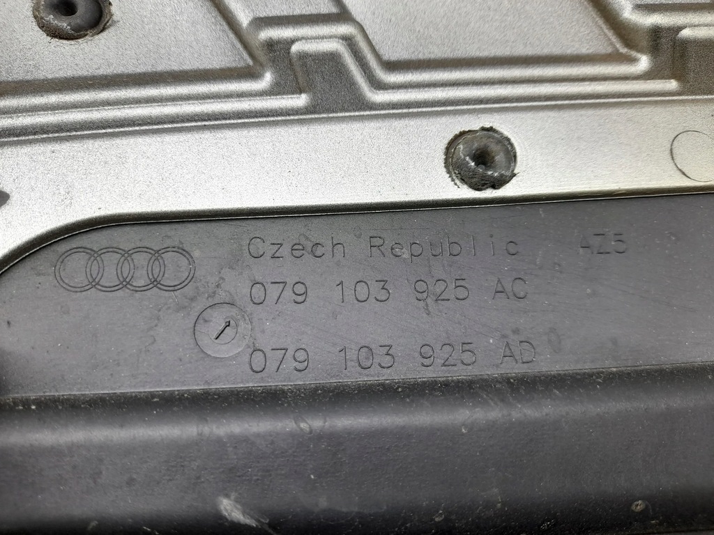 фото №5, Audi a8 s8 d4 4h 079103925ac захист двигуна