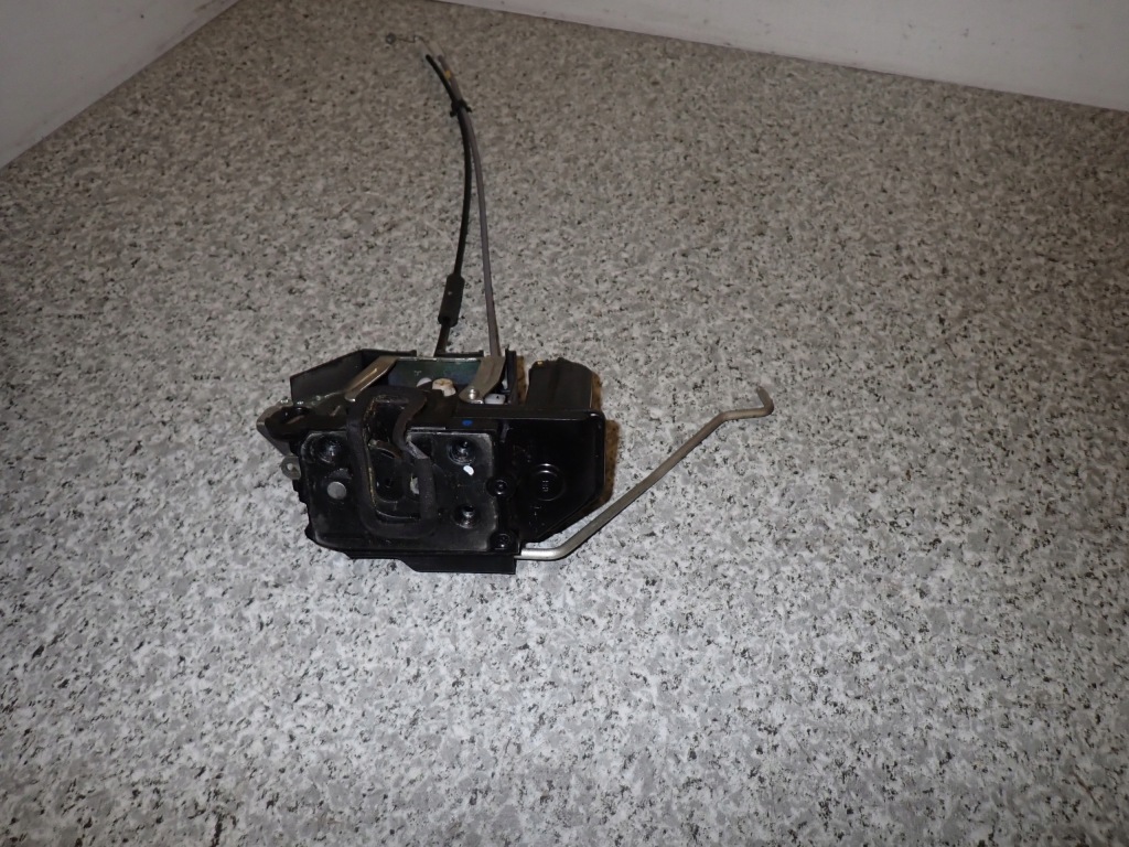 фото №5, Hyundai i10 07-13 замок дверь передний правый