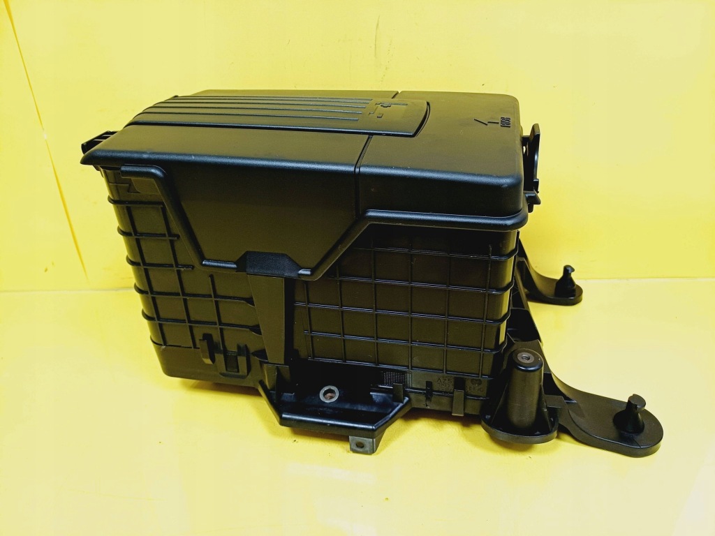 Купить Корпус на аккумулятор комплектная vw golf v 1k0915336b / 1k0915443c nr4