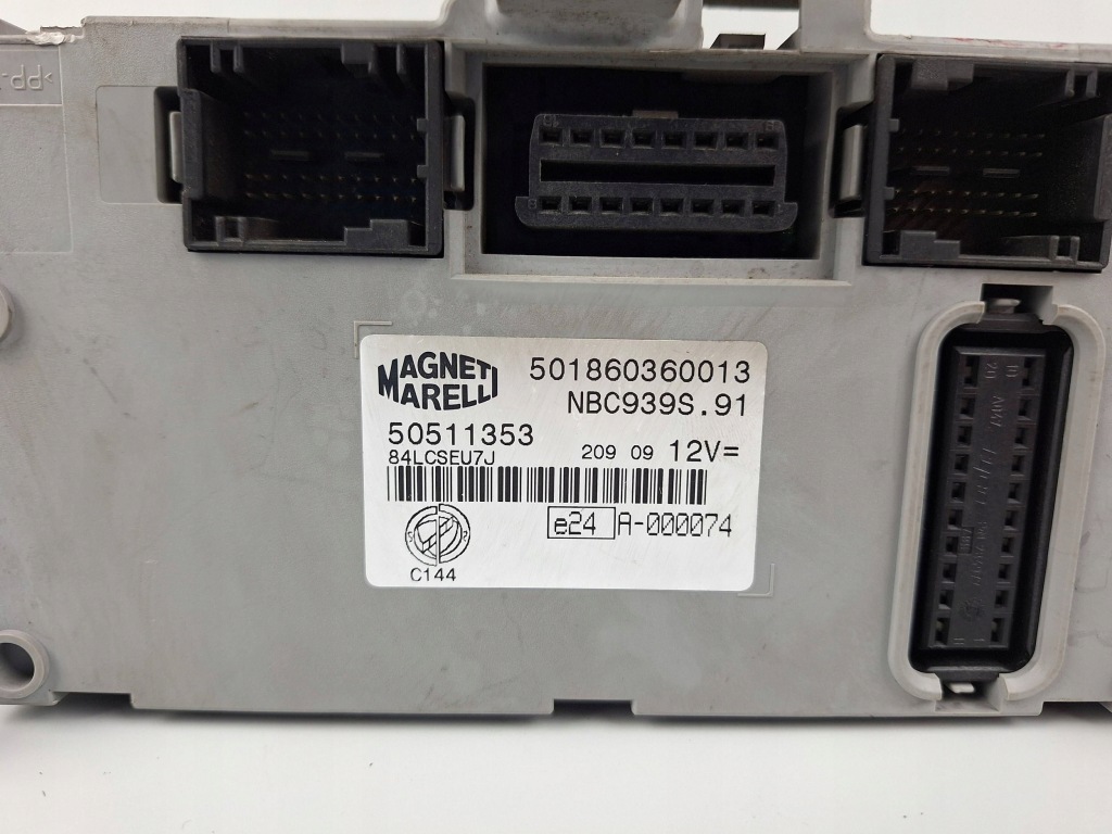 Коробка запобіжників alfa romeo stelvio 50511353 Недорого