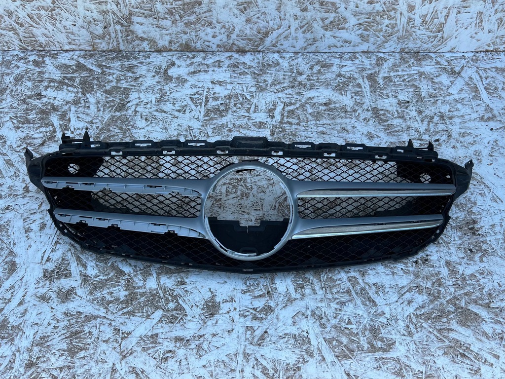 фото №1, Mercedes w205 решітка радіатора решітка радіатора + повітропровід