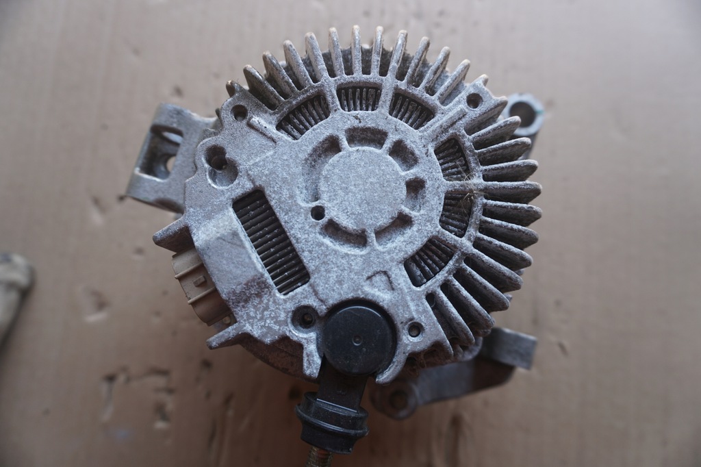 фото №10, Subaru forester iv sj iv 2013-2018r 2.0b fb20 генератор 23700aa770