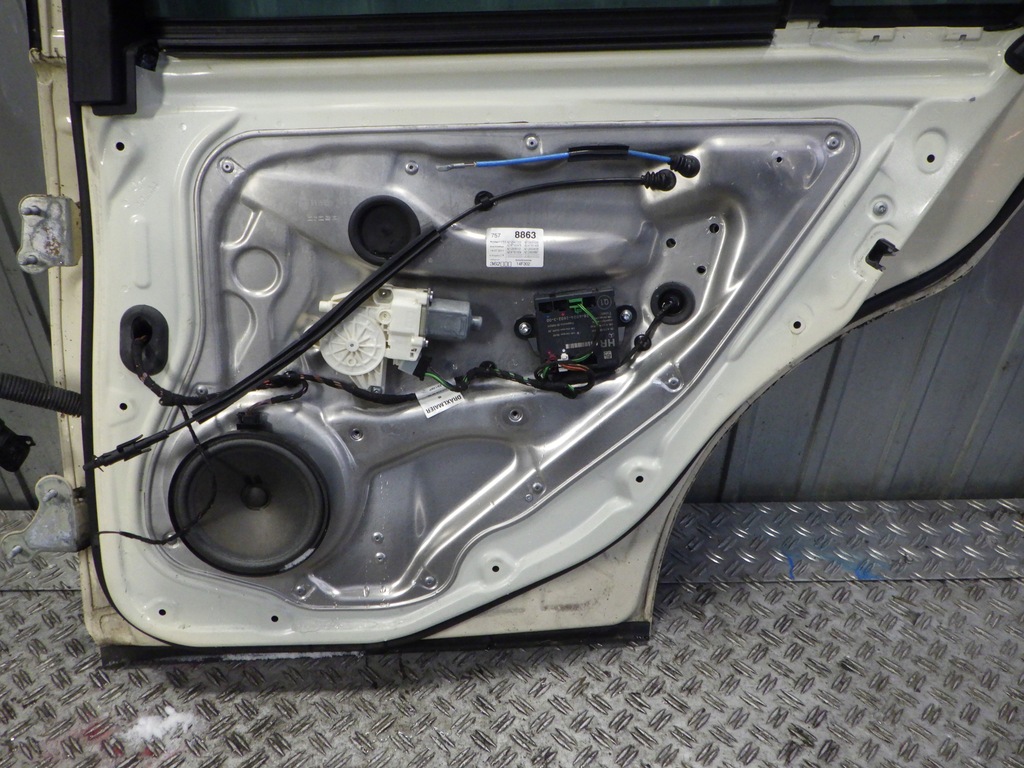 фото №8, Двері праве правий задня задні mercedes w212 kombi