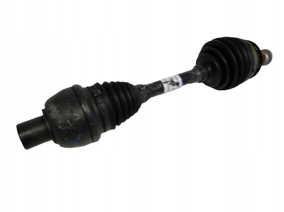 фото №1, Mercedes cla 117 приводной вал передняя правая перед w117