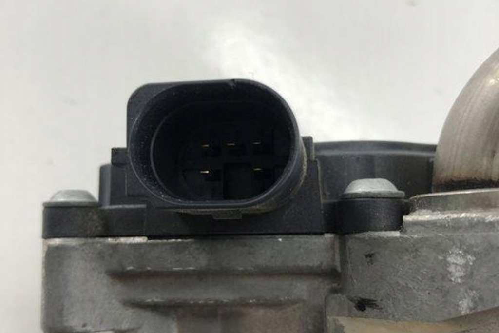 фото №8, Клапан egr vw tiguan 5n_ 04l131501rv110 2.0l дизель 110kw 2018