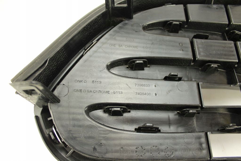 Решётка радиатора решётка радиатора mini cooper countryman ii f60 7405396 в Украине