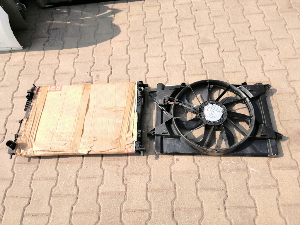 фото №1, Dodge challenger iii радіатор вентилятор