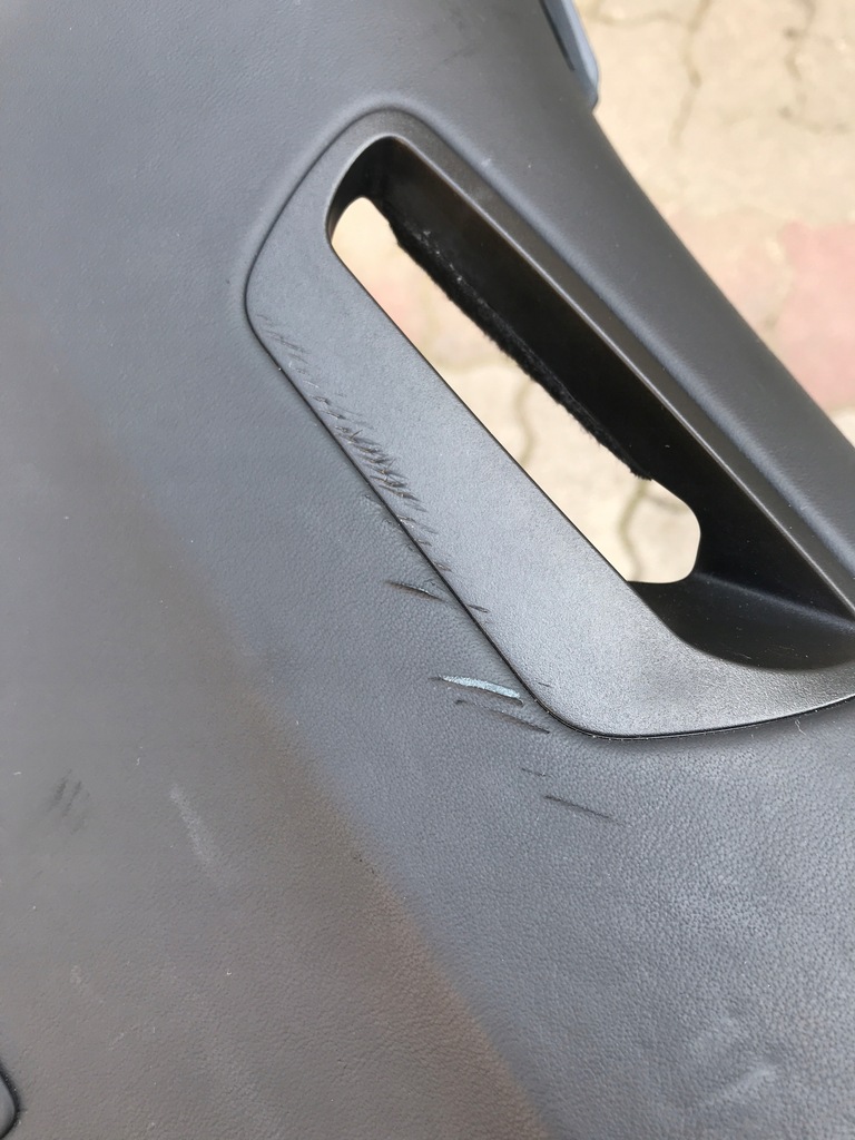 фото №3, Audi r8 5.2 plus защита пластик левый поперечина кожа