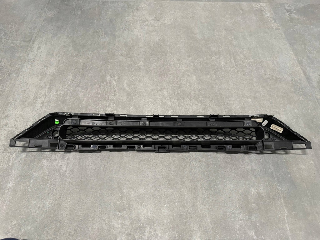 Maserati grecale решётка бампера воздуховод воздуха 670170802 670167325 Недорого