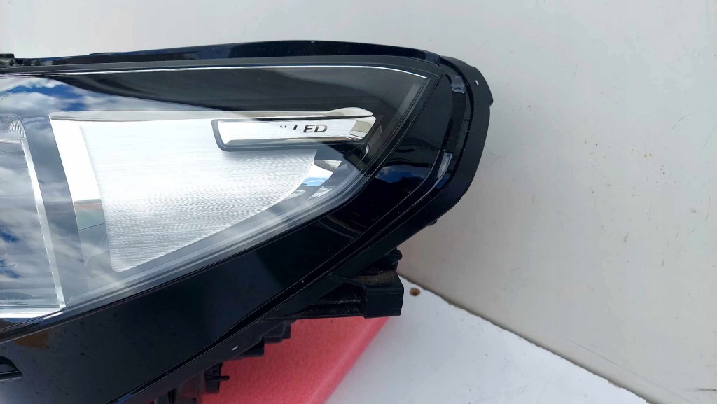 Bmw x1 u11 фара левая перед передняя full led 3110 с Разборки