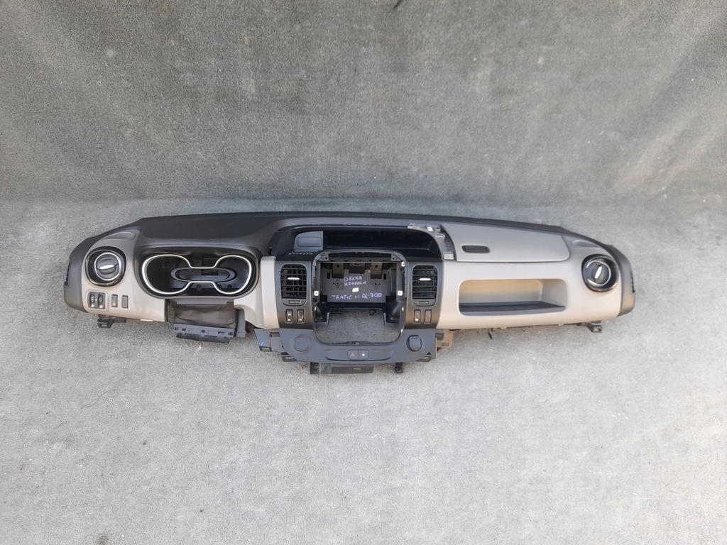 фото №1, Приборная панель консоль renault trafic iii