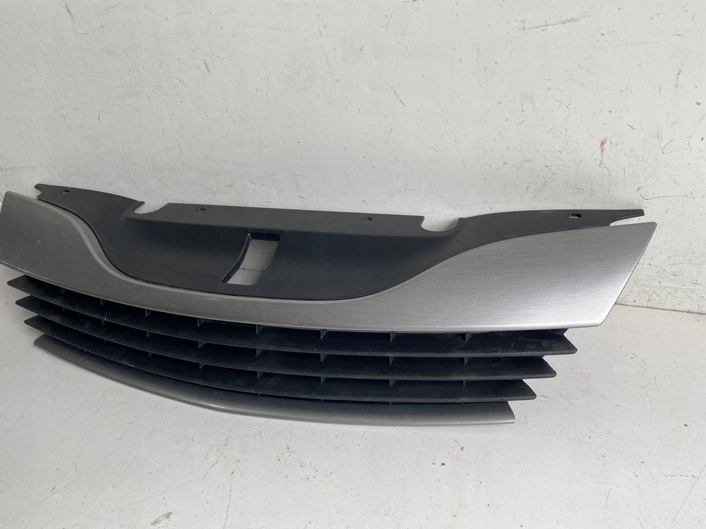 фото №4, Renault оригінальний номер 8200012581 решітка радіатора решітка радіатора