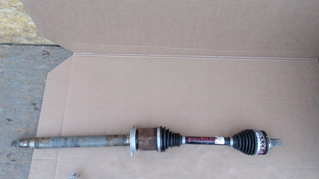 Купити Volvo xc60 ii xc90 ii привідний вал права p32339223 32339223