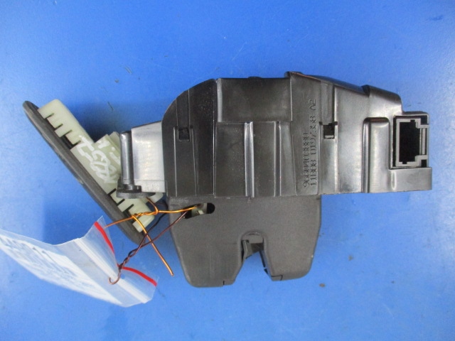 фото №1, Peugeot 308 t7 hb замок задній кришки+ мікровимикач