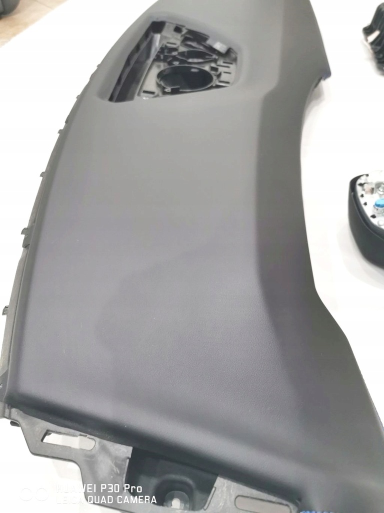 фото №11, Bmw x1 u11 новый model консоль подушка безопасности подушки безопасности кожа гладкая niebieska nić