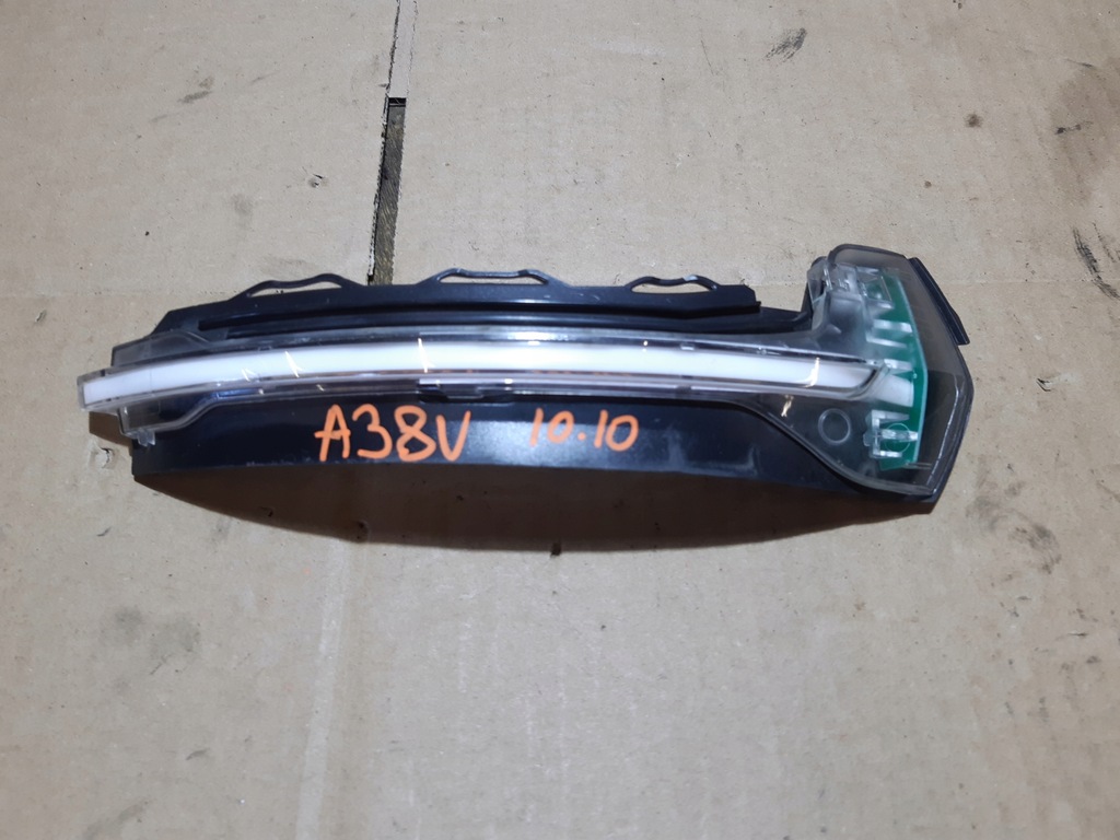 фото №8, Audi a3 8v поворотник зеркало поворотник 8v0949101b