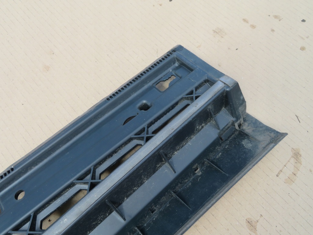 фото №12, Audi q8 2018- молдинг двері правий перед 4m8853960b