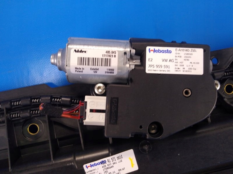 Люк комплектний  4g5877041g audi a6 c7 11-18 Зі Шроту