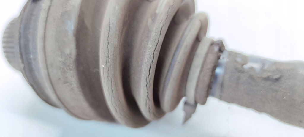 Приводной вал левая или правая перед audi a4 b8 a5 8t рестайлинг  8k0407271af 1 в Украине