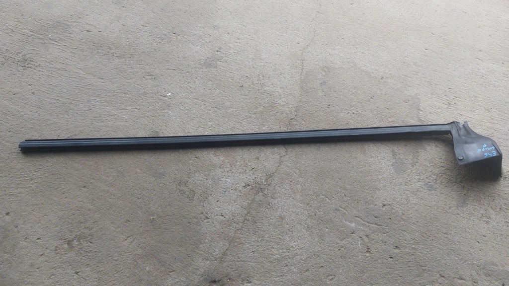 Купити Прокладка скло права двері bmw e46 купе