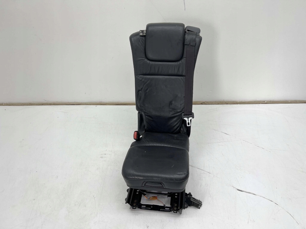 фото №1, Volvo xc90 i сиденье задняя задний средний pas клипса