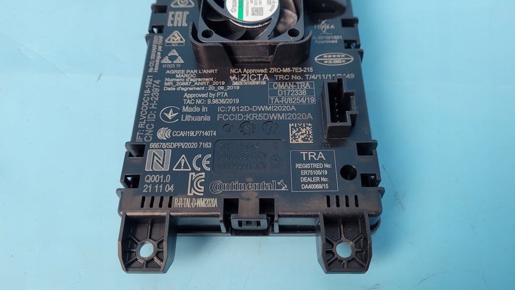 фото №5, Mercedes w206 c220 21r зарядное устройство индукционная a2239000026 a2238230400