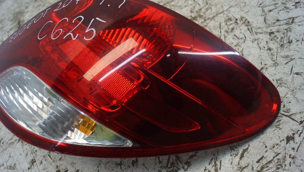 фото №15, Лампа правий задня peugeot 207 lift hb