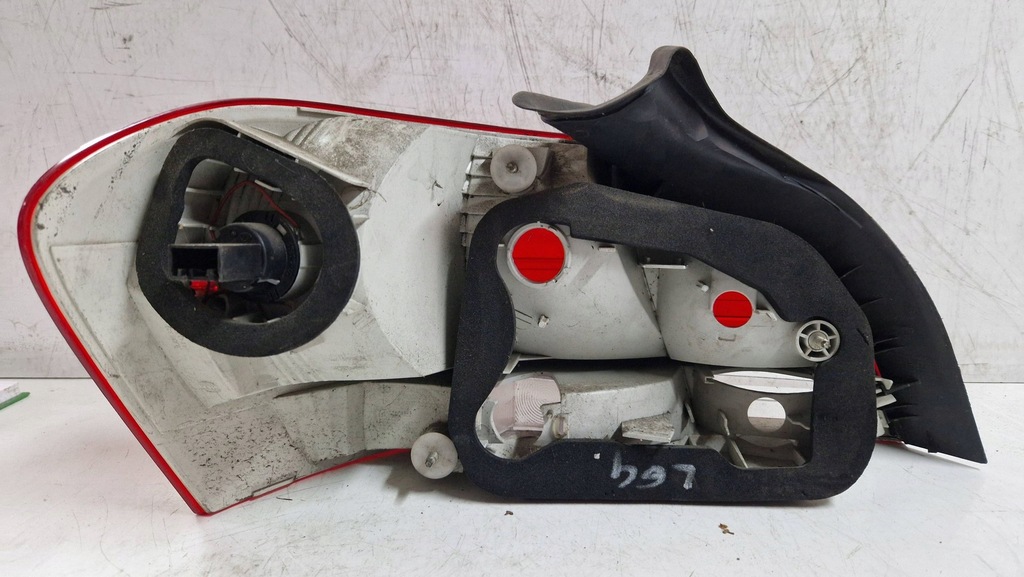 фото №9, Bmw 1 e82 e88 лампа права задня 6924520