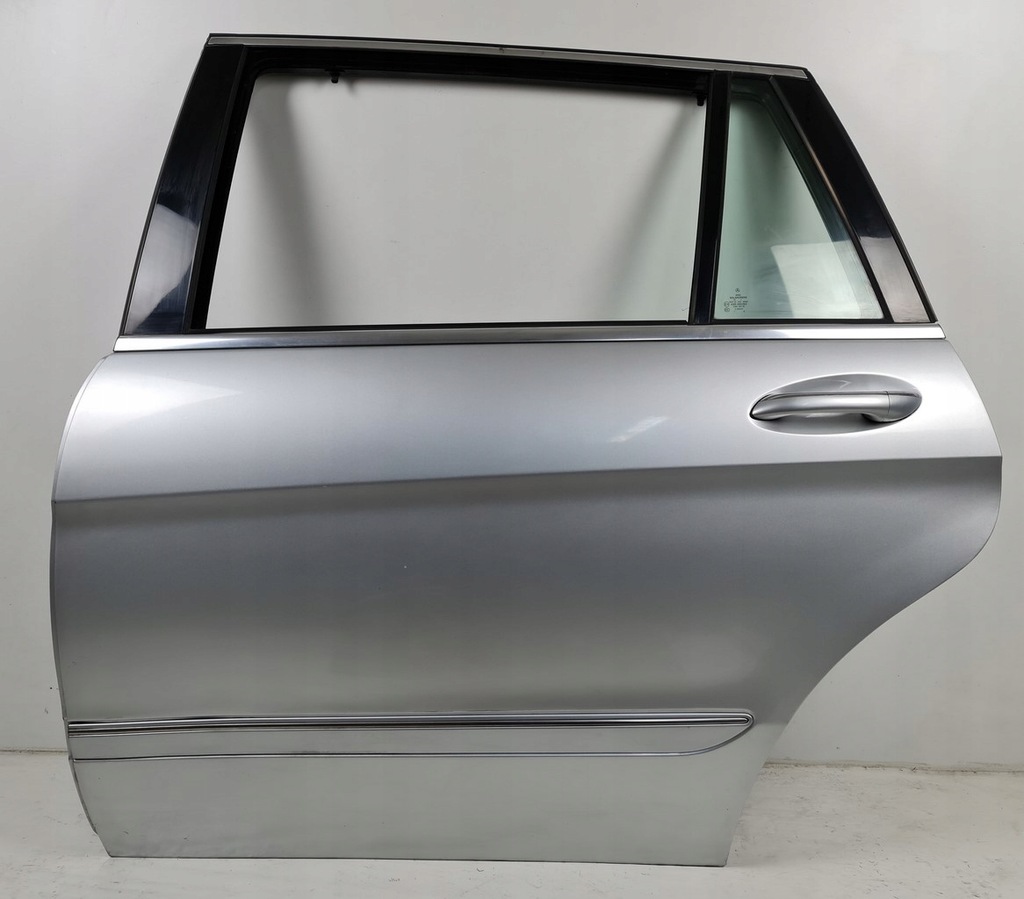 фото №1, Дверь задние левый задняя 775 mercedes r-kl w251