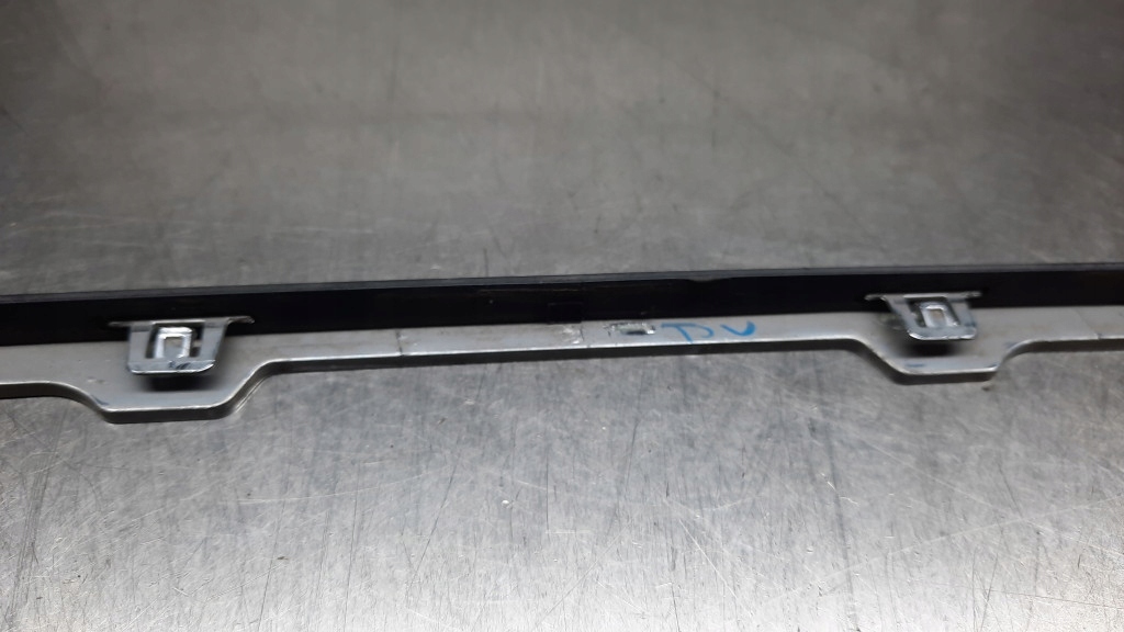 фото №15, Молдинг декоративная крышки задняя 30784236 volvo s80 ii 07-16r