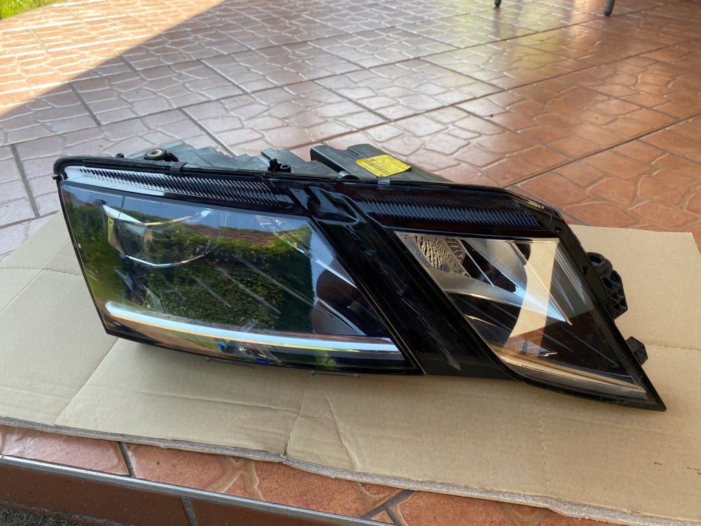 фото №1, Фара лампа права skoda octavia iii 3 led 5e1941016e